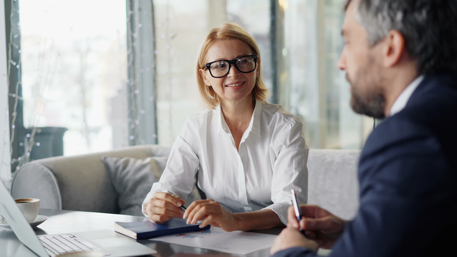 Coach and client in a strategy session